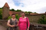 Mutti und Omi beim Kloster Maulbronn